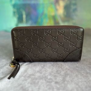 GUCCI Vintage Embossed Leather Bree Zip Around Long Wallet Brown